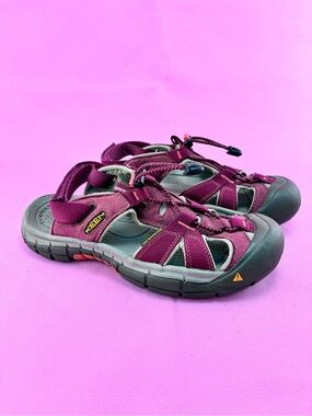 Keen Ravine H2 Sandals Women Size 8